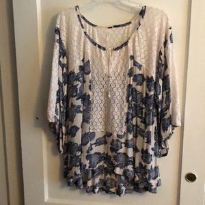 Floral print loose top